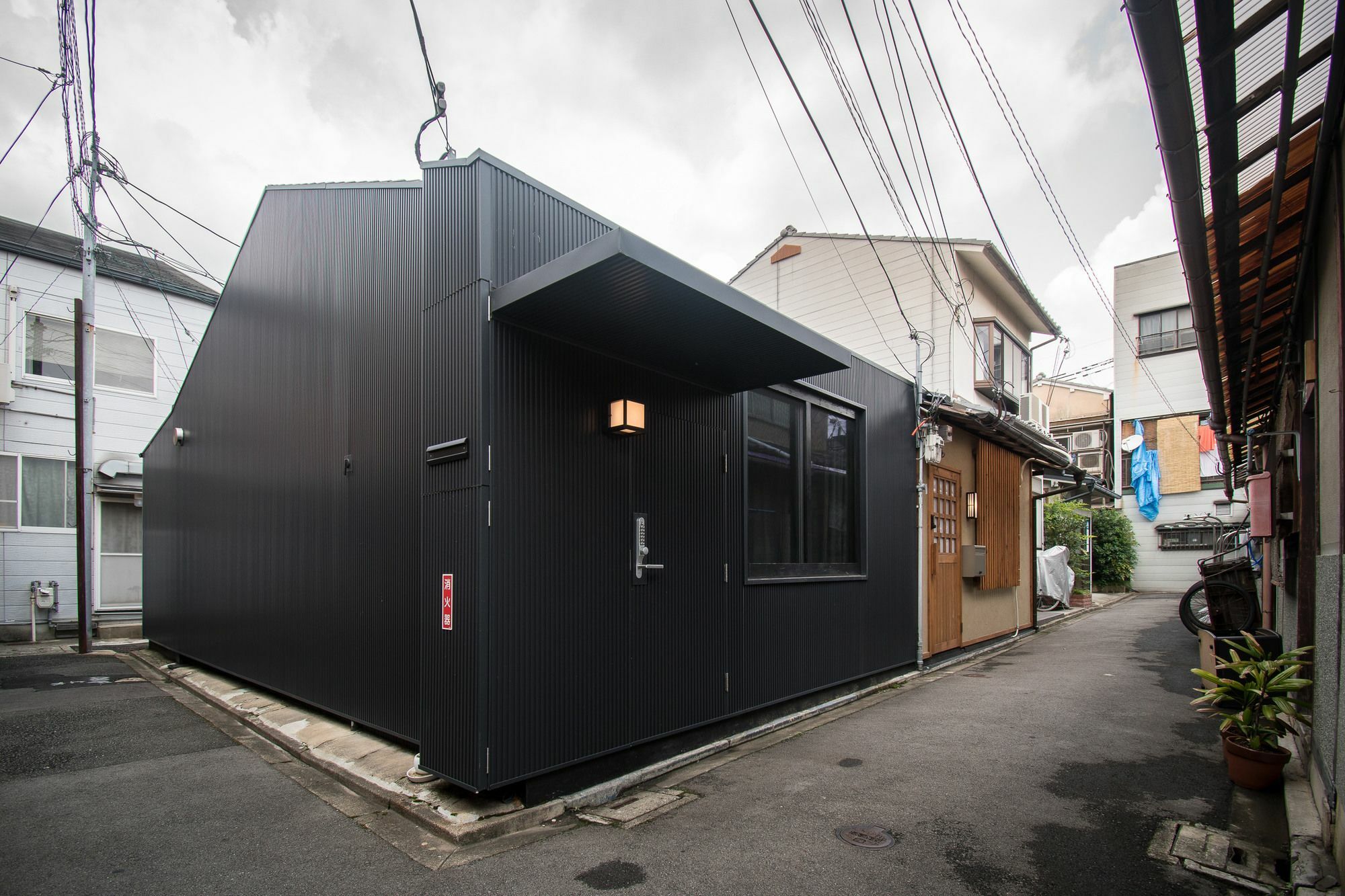 The Black House Kyoto Buitenkant foto